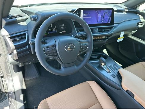 New 2026 Lexus UX 300h AWD image 7