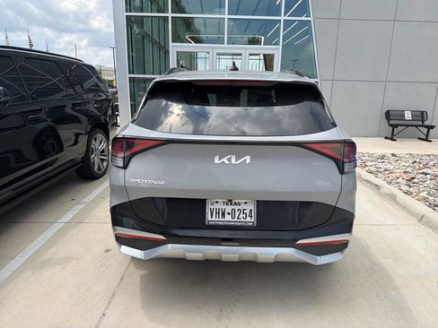 Used 2024 Kia Sportage SX FWD image 9