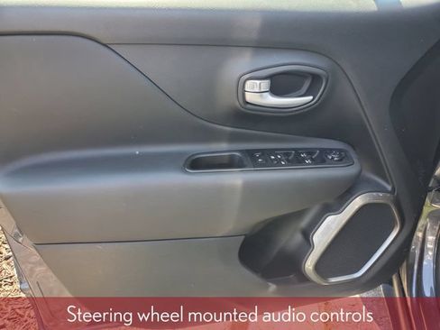 Used 2023 Jeep Renegade Limited AWD/4WD image 12