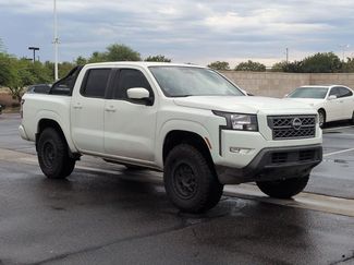 Used 2023 Nissan Frontier SV w/ SV Convenience Package AWD/4WD video 3