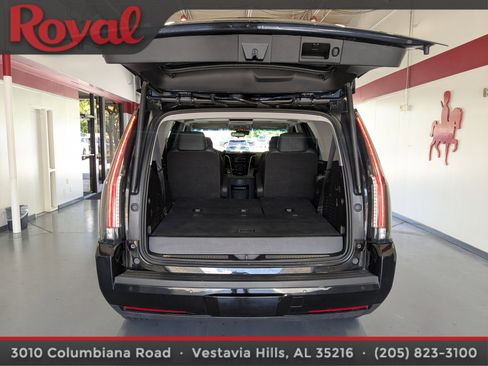 Used 2020 Cadillac Escalade Luxury RWD image 14