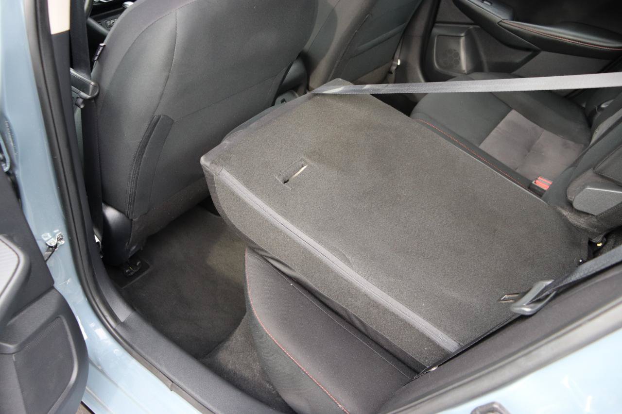 Used 2025 Nissan Sentra SR w/ Midnight Edition FWD image 23