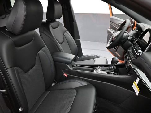 New 2026 Jeep Compass Latitude AWD/4WD image 28