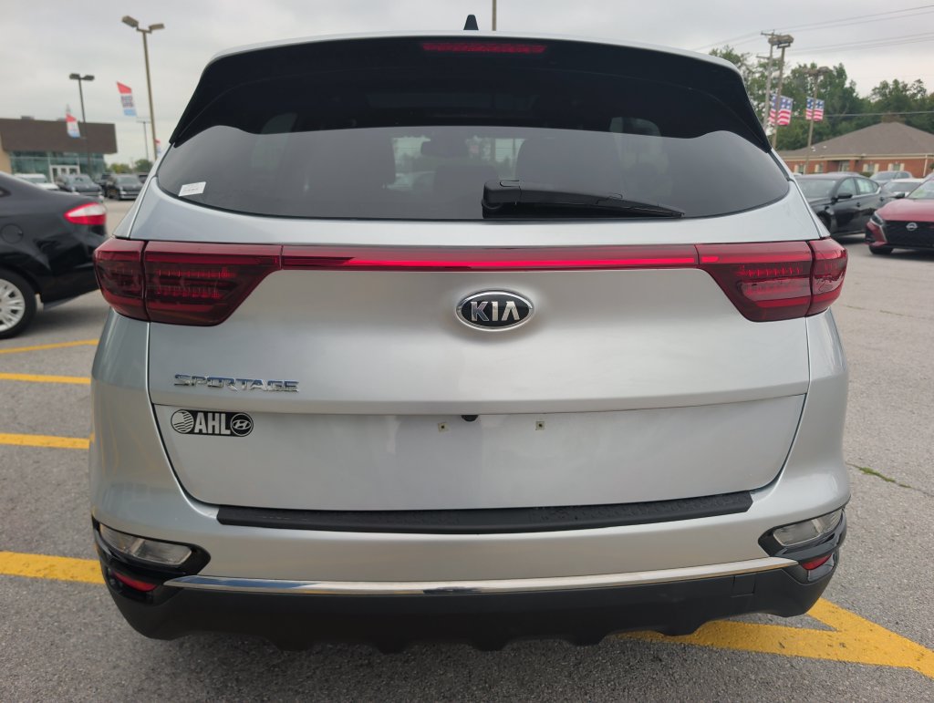 Used 2022 Kia Sportage Nightfall Edition w/ Nightfall Fwd Premium Package image 6