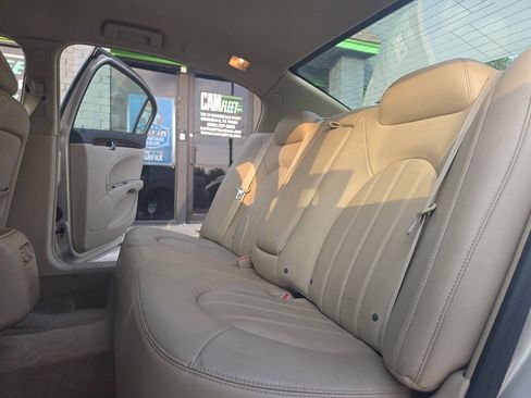 Used 2009 Buick Lucerne CXL w/ Driver Confidence Package FWD image 21