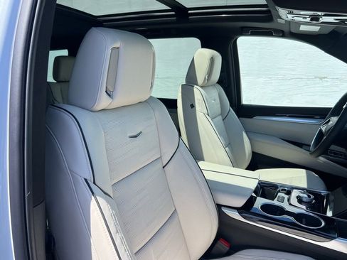 New 2026 Cadillac Escalade Sport AWD/4WD image 30
