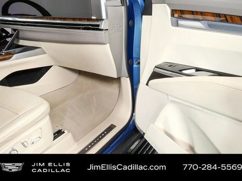Used 2025 Cadillac Escalade Sport Platinum image 26