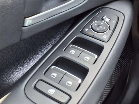 Used 2026 Hyundai Sonata SE FWD image 14