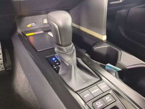 Used 2025 Toyota Camry SE w/ Multimedia Upgrade Package FWD image 20