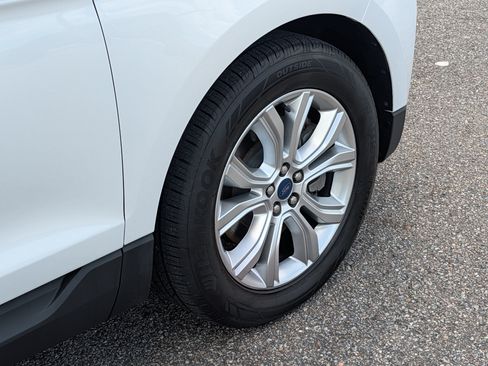 Certified 2021 Ford Edge Titanium FWD image 13