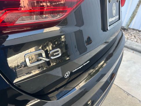 Used 2022 Audi Q3 2.0T Premium Plus w/ Premium Plus Package image 30