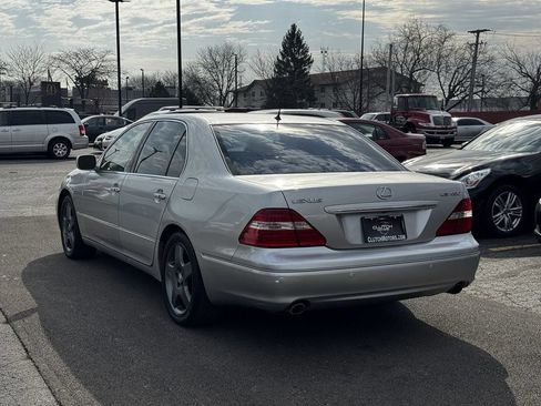 Used 2005 Lexus LS 430 w/ Ultra Luxury Pkg RWD image 7