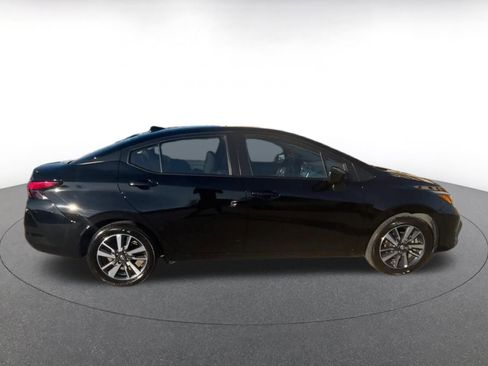 Used 2025 Nissan Versa SV image 15