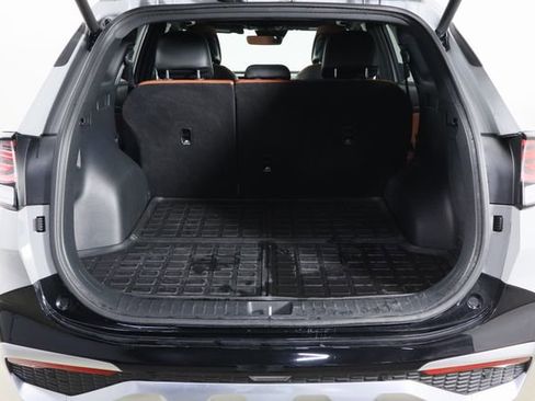 Used 2023 Kia Sportage SX image 18