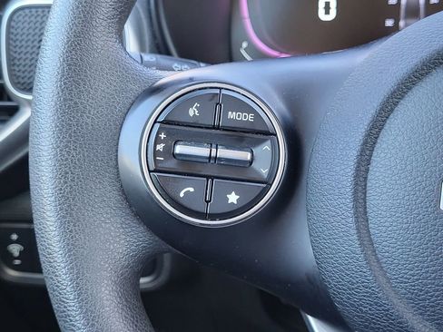 Used 2023 Kia Soul LX FWD image 17