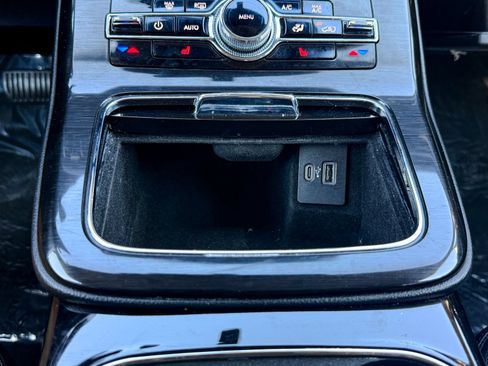 Used 2023 Lincoln Nautilus AWD w/ Premium Package image 31