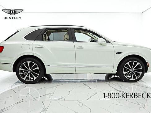 Certified 2017 Bentley Bentayga AWD/4WD image 15