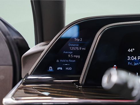 Used 2023 Cadillac Escalade ESV Sport image 14