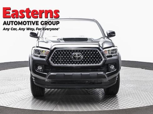 Used 2019 Toyota Tacoma TRD Sport w/ TRD Premium Sport Package image 2