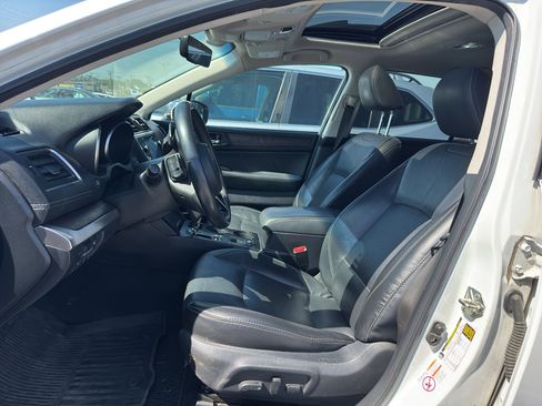 Used 2019 Subaru Outback 2.5i Limited w/ Popular Package #2 AWD/4WD image 5