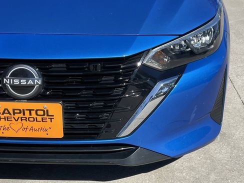 Used 2024 Nissan Sentra SV image 8