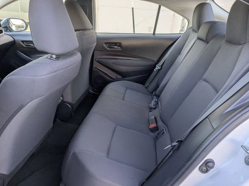 Used 2025 Toyota Corolla LE image 24