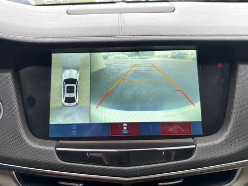 Used 2018 Cadillac CT6 Luxury AWD/4WD image 17