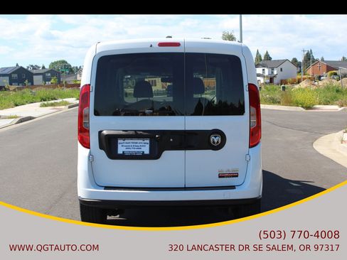 Used 2016 RAM ProMaster City Tradesman SLT w/ Rear Back-up Camera Group FWD image 4