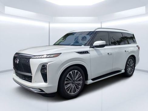 Used 2026 INFINITI QX80 Luxe w/ Cargo Package AWD/4WD image 7