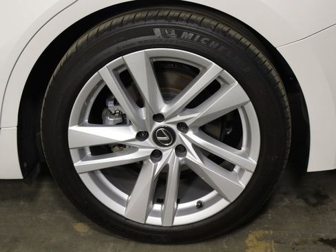 Used 2024 Lexus IS 300 w/ Comfort Package image 40