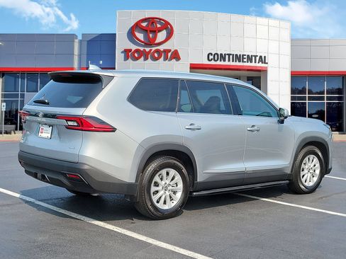 Certified 2026 Toyota Grand Highlander AWD image 5