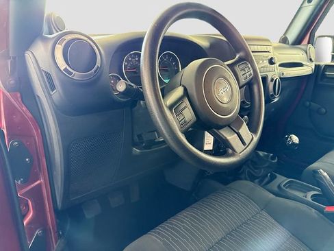Used 2012 Jeep Wrangler Unlimited Sport AWD/4WD image 10