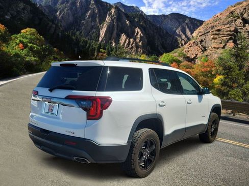 Used 2023 GMC Acadia AT4 w/ Technology Package AWD/4WD image 3