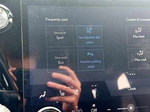 Used 2025 Lexus TX 350 AWD w/ Technology Package image 32