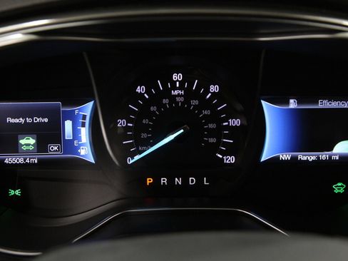 Certified 2018 Ford Fusion S image 8