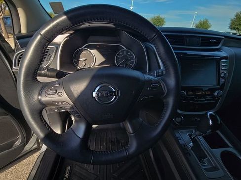 Used 2020 Nissan Murano SV image 15