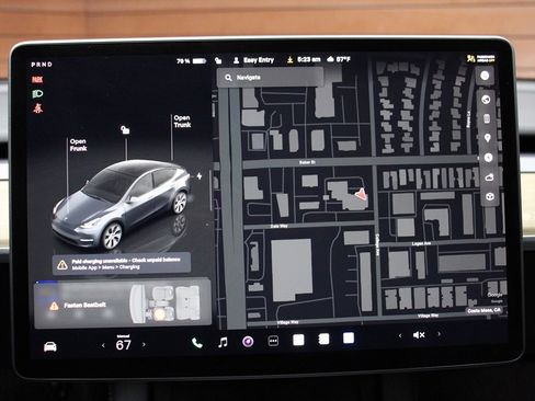 Used 2023 Tesla Model Y Long Range image 17