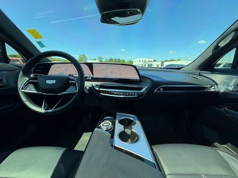 Used 2024 Cadillac Lyriq Tech w/ Driver Assist Package AWD/4WD image 22