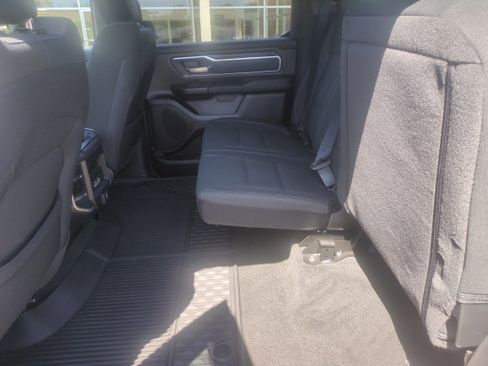 Used 2022 RAM 1500 Big Horn AWD/4WD image 30