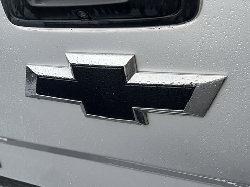 Used 2018 Chevrolet Silverado 3500 LTZ image 8