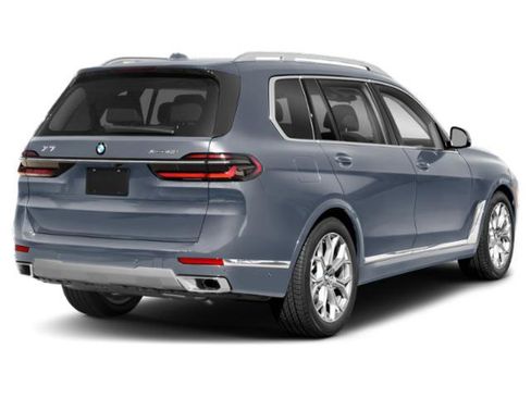 Used 2023 BMW X7 xDrive40i w/ Premium Package image 2