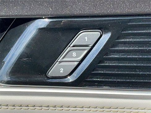 Used 2022 Jeep Wagoneer Series I w/ Convenience Group I image 11