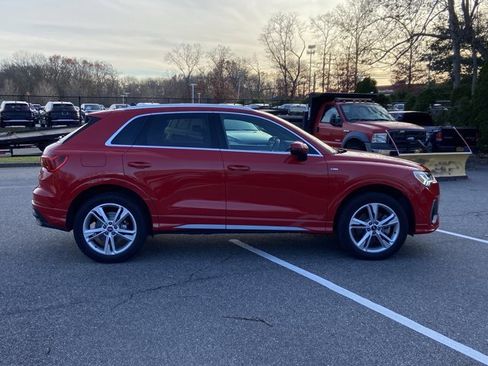 Certified 2023 Audi Q3 2.0T Premium w/ Convenience Package image 4