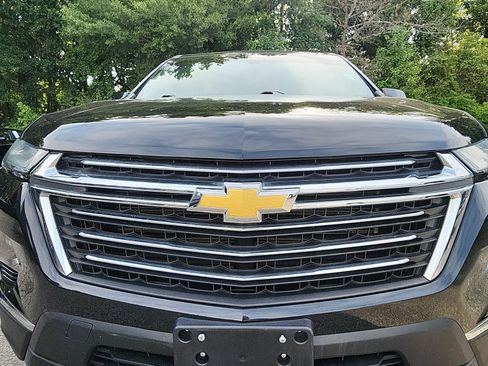Used 2023 Chevrolet Traverse LT w/ LPO, Floor Liner Package AWD/4WD image 11