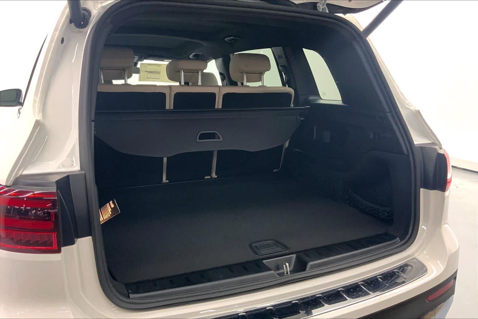 Used 2026 Mercedes-Benz GLB 250 image 16