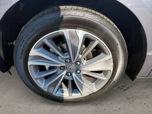 Used 2017 Acura MDX SH-AWD w/ Technology Package image 9