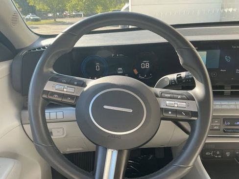 Certified 2025 Hyundai Kona SEL AWD/4WD image 14