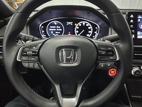 Used 2019 Honda Accord Sport image 18