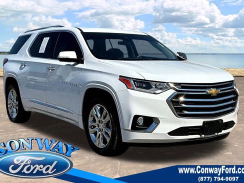 Used 2018 Chevrolet Traverse High Country image 1