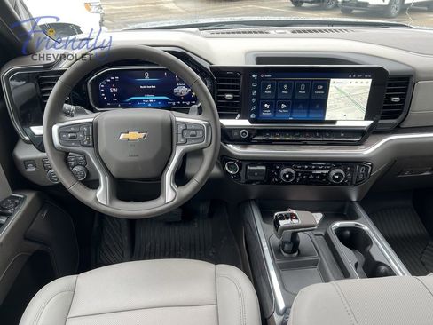 New 2026 Chevrolet Silverado 1500 LTZ w/ Z71 Off-Road Package AWD/4WD image 31